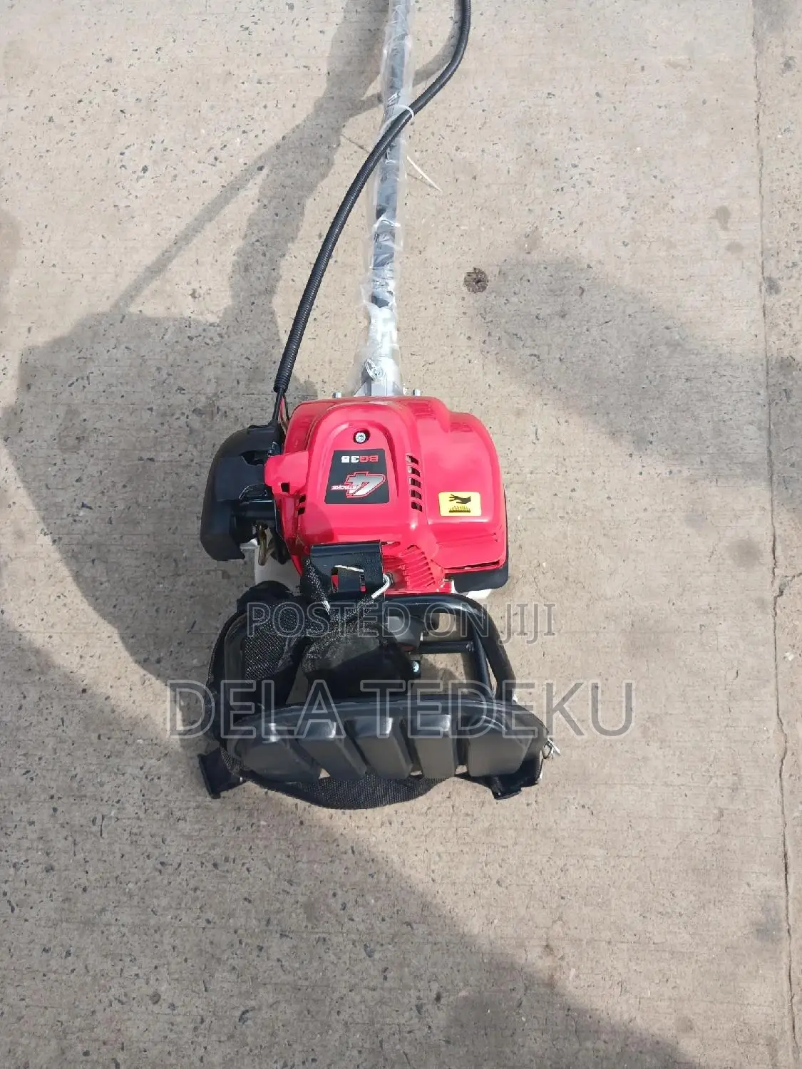 4-Stroke Back Pack Bush Cutter + Tiller, Blade,And Trimmer