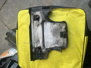 Toyota Camry Engine Cover