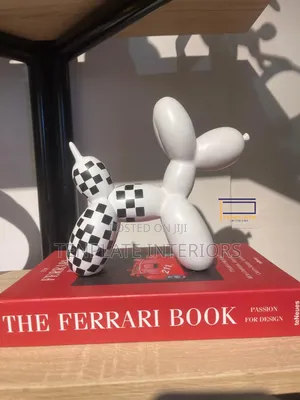 Checkered Ballon Dog Figurine White
