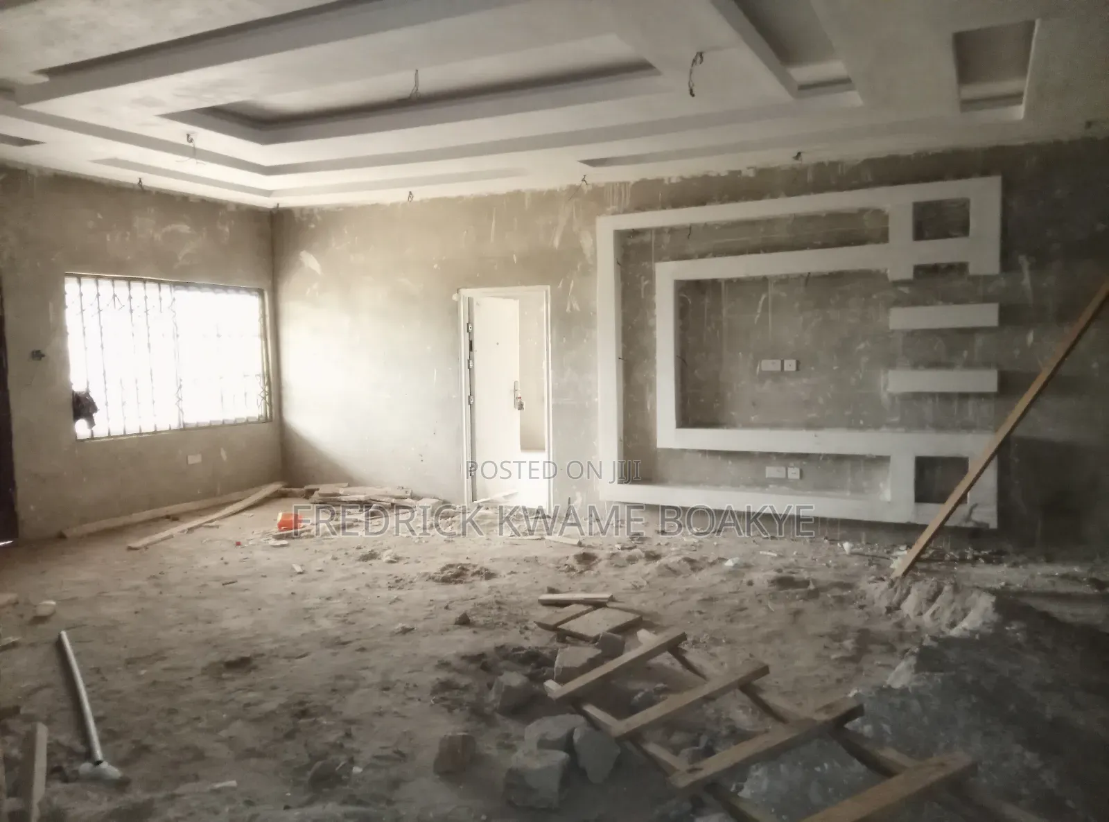 6bdrm House in 6 Bedrooms House For, Kumasi Metropolitan for sale