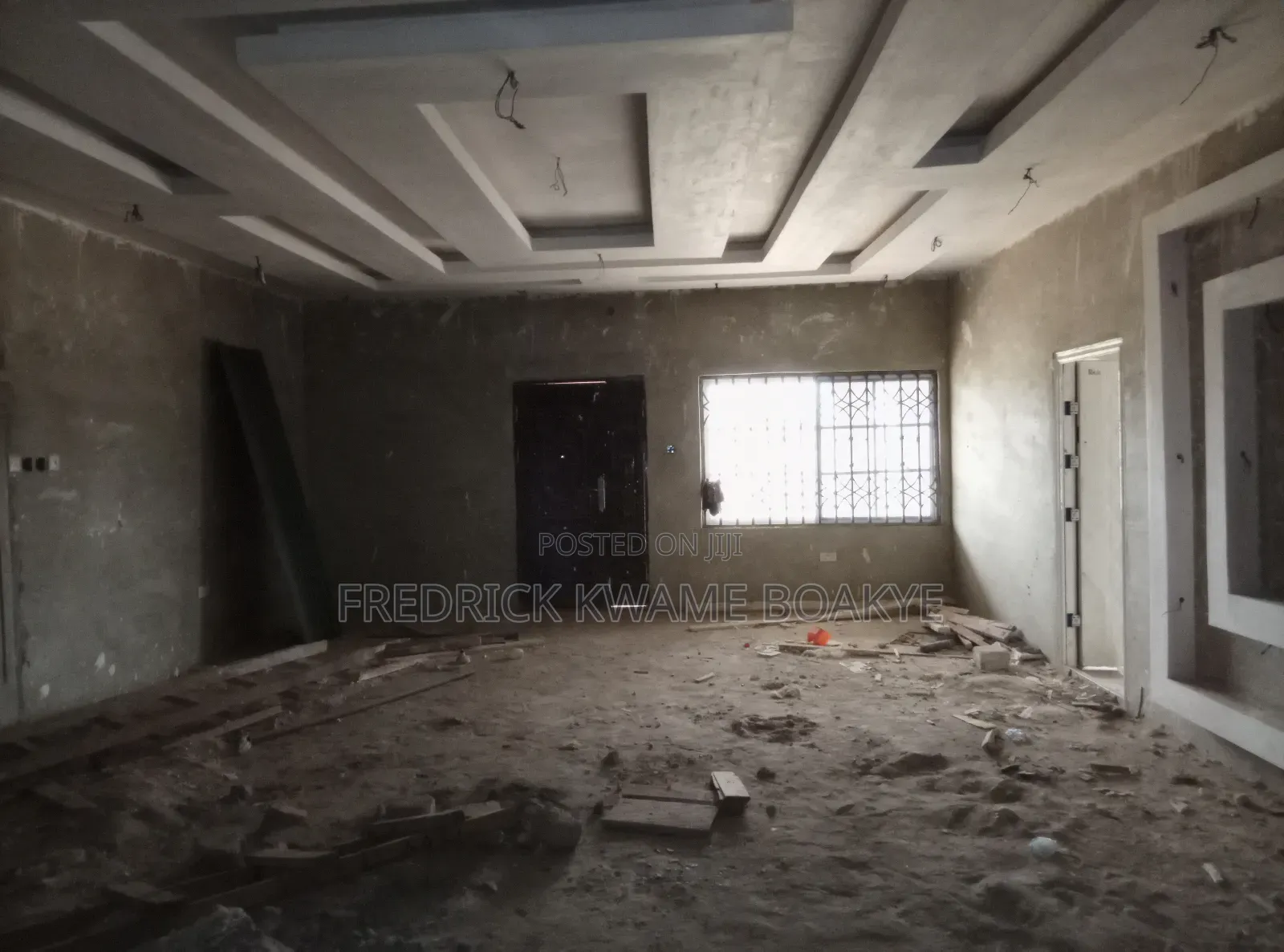 6bdrm House in 6 Bedrooms House For, Kumasi Metropolitan for sale
