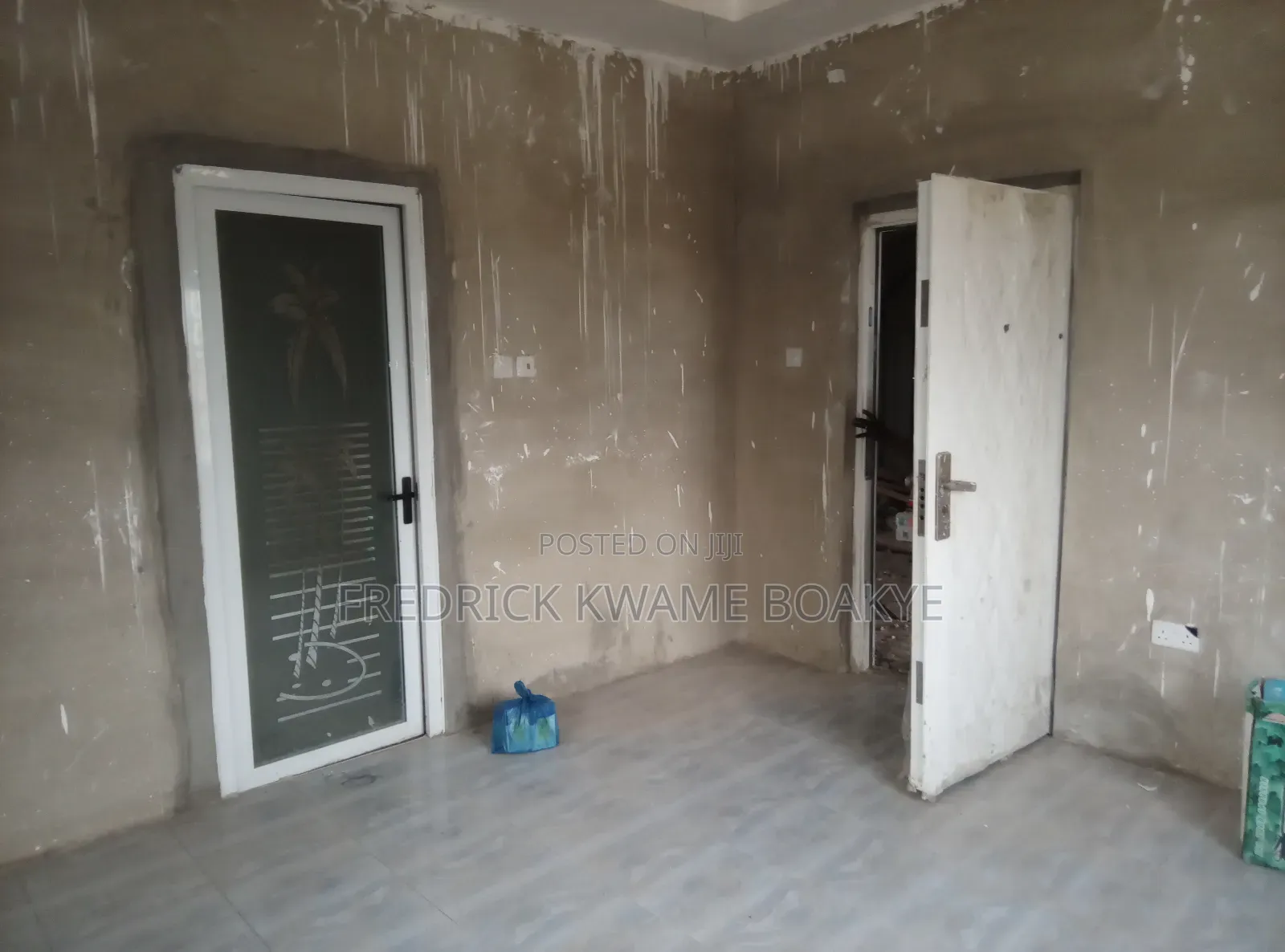 6bdrm House in 6 Bedrooms House For, Kumasi Metropolitan for sale