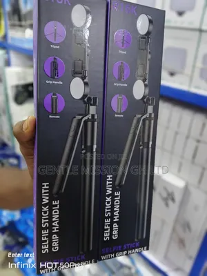 R16k) Selfie Stick With Grip Handle and 2 Led Lights