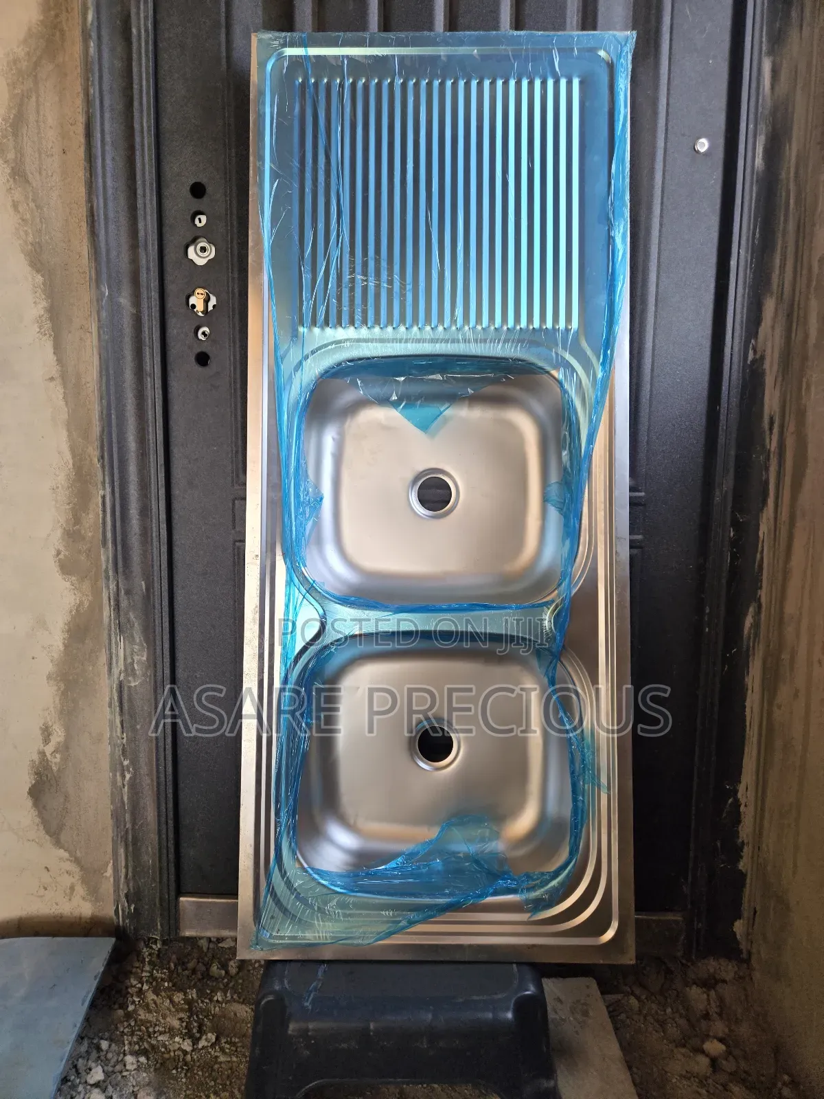 Double Kitchen Sink