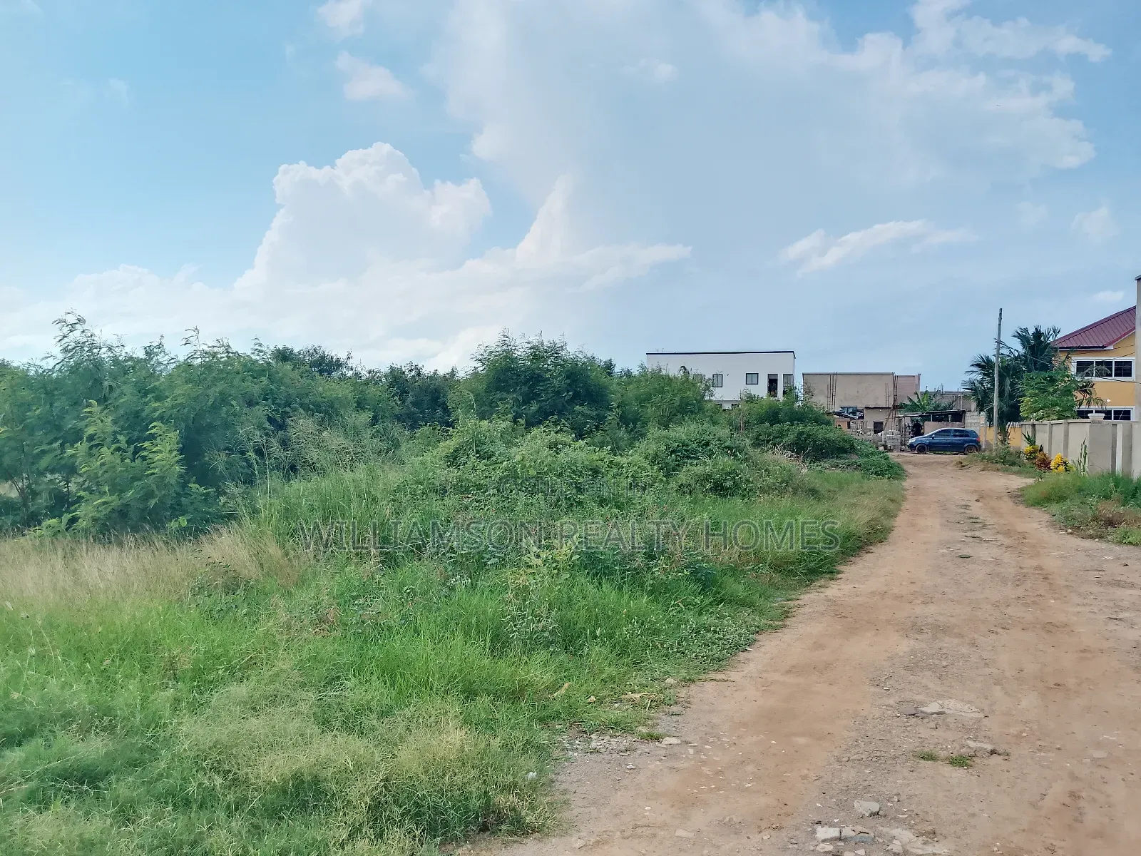 Fullplot Road Side Land 4sale Around Regimanuel Est,Spintex