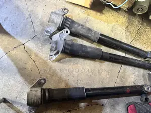 Range Rover Velar L560 2017-2021 Rear Shock Absorber Strut