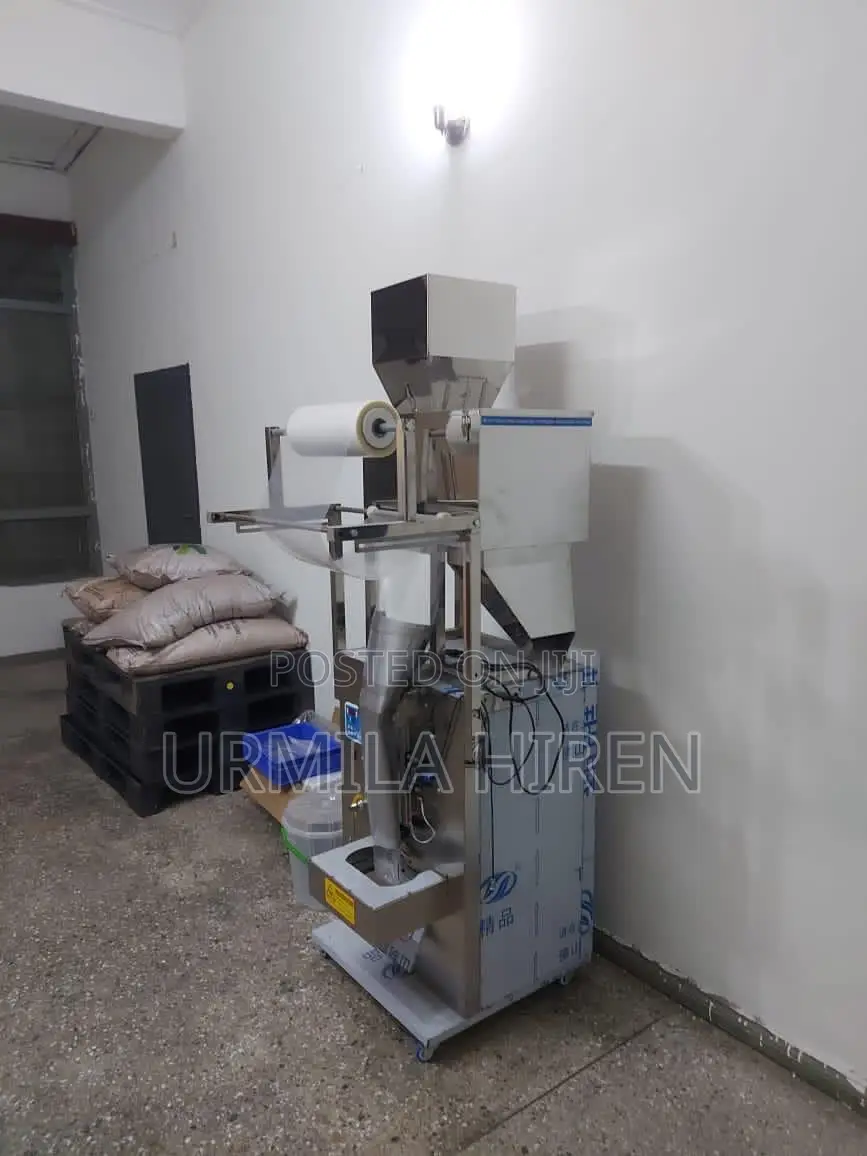 Granule Packaging Machine