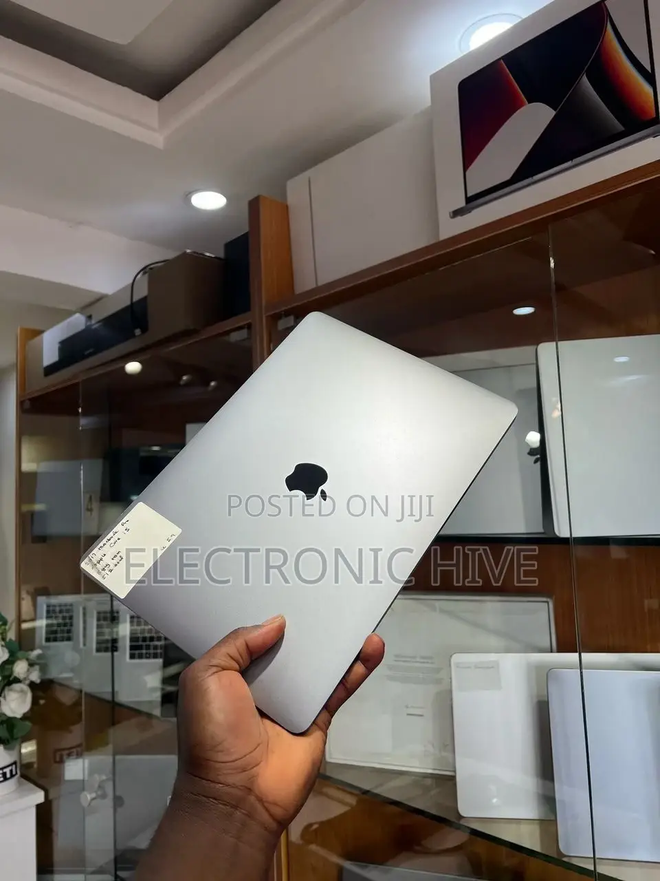 Laptop Apple MacBook Pro 2017 8GB Intel Core I5 SSD 512GB