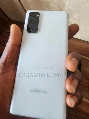 Samsung Galaxy S20 FE 128 GB White