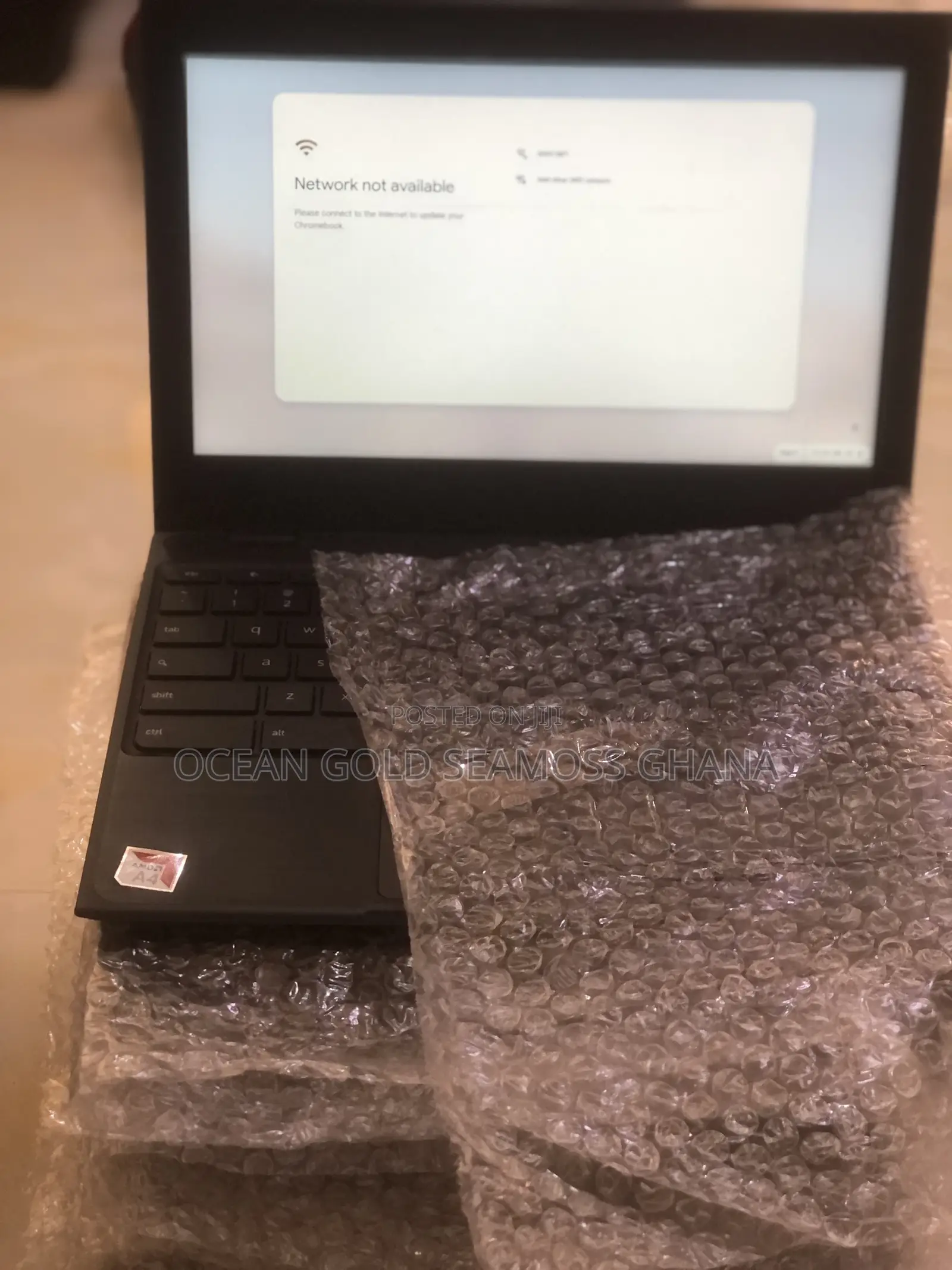 Laptop Lenovo 4GB AMD A4 eMMC 32GB