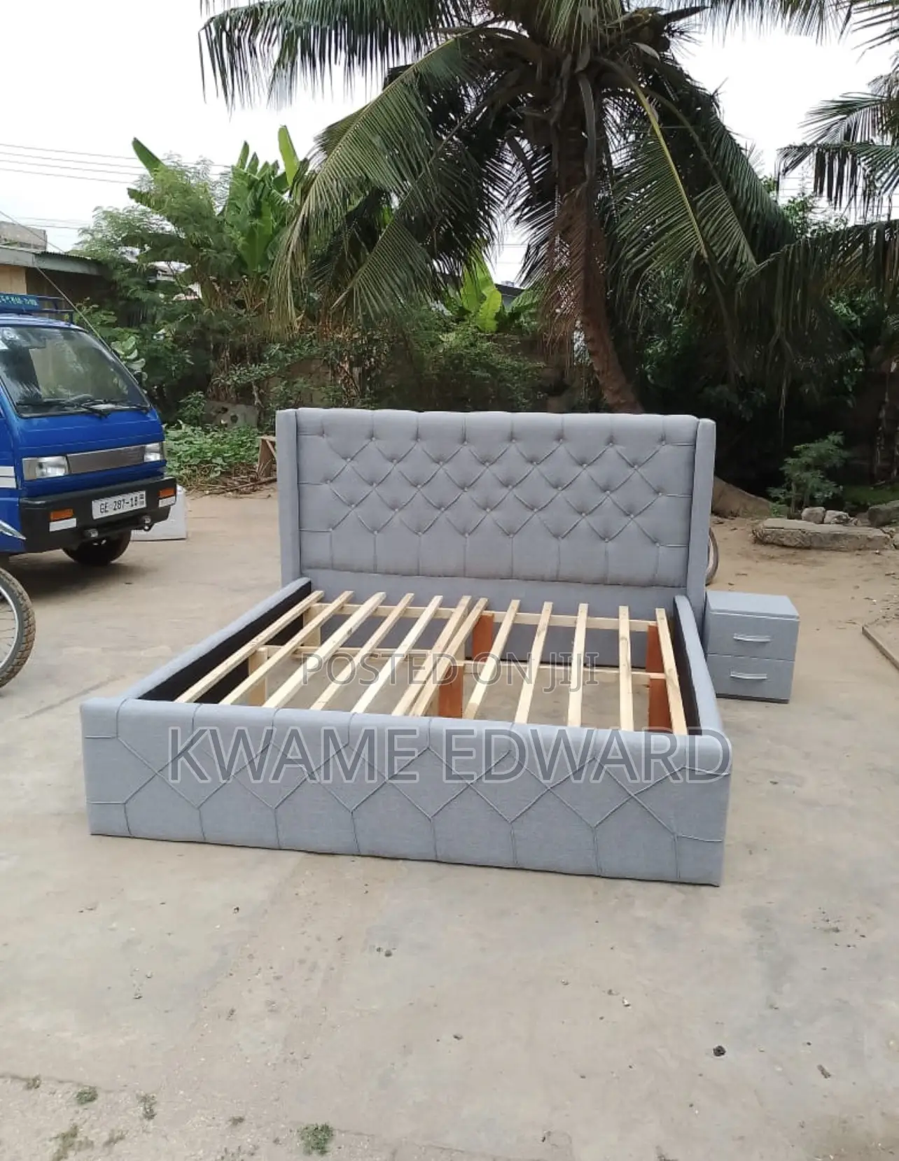 Queen Size Bed Frame With One Drawer