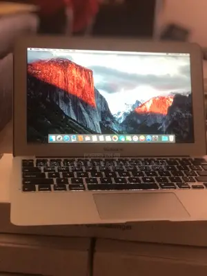 Laptop Apple MacBook Air 4GB Intel Core I5 HDD 256GB