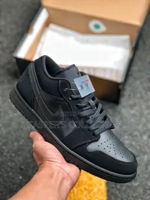 Air Jordan 1 Low ( Triple Black)