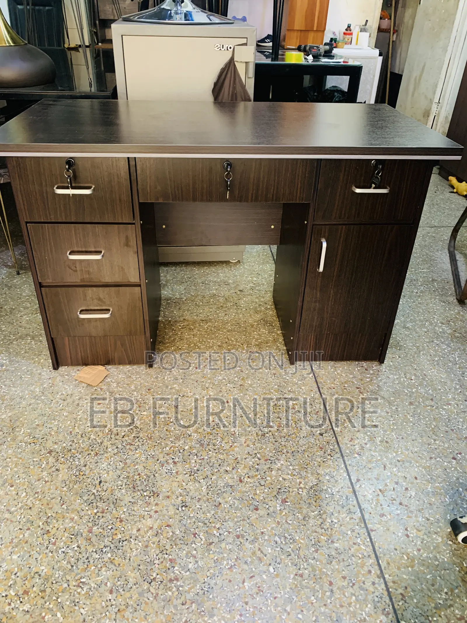Office Desk