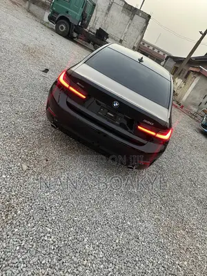 BMW 330i 2020 Black