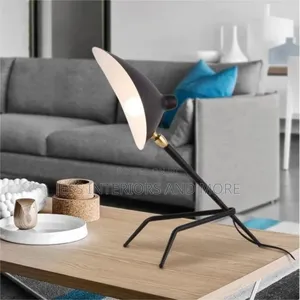 Tripod Table Lamp