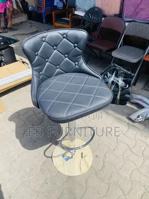 Adjustable Armless Car Chair