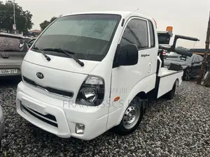 Kia Bongo 3 Towing Car