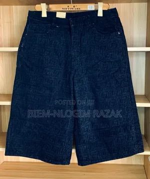 High Quality Burberry N New York Baggy Jeans