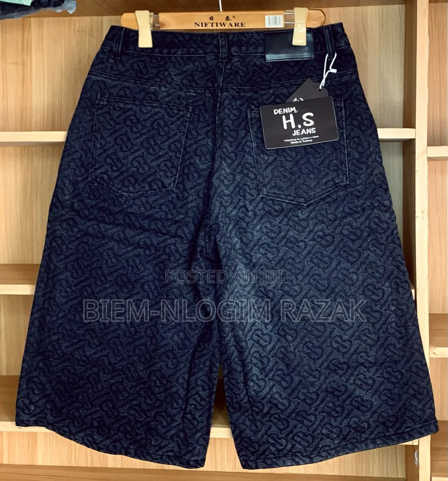 High Quality Burberry N New York Baggy Jeans