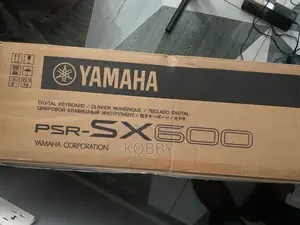 Yamaha PSR Sx600