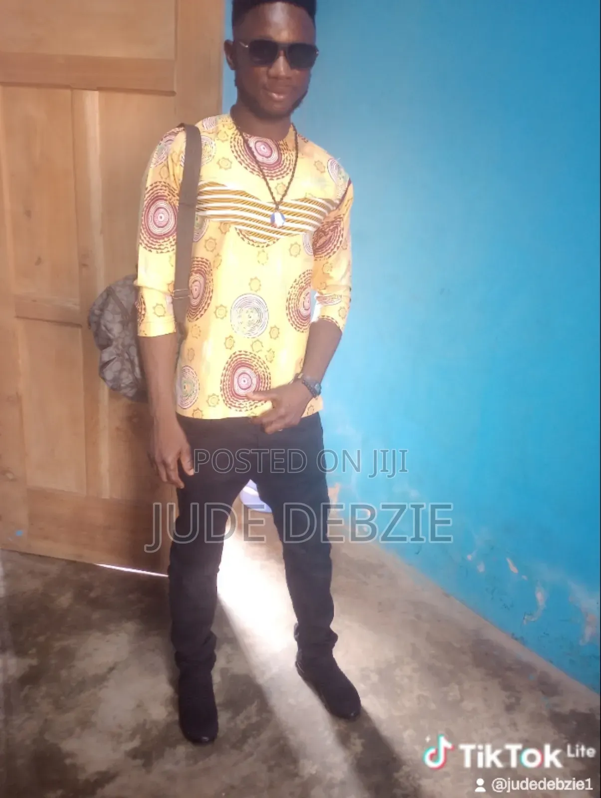 Sale Person
