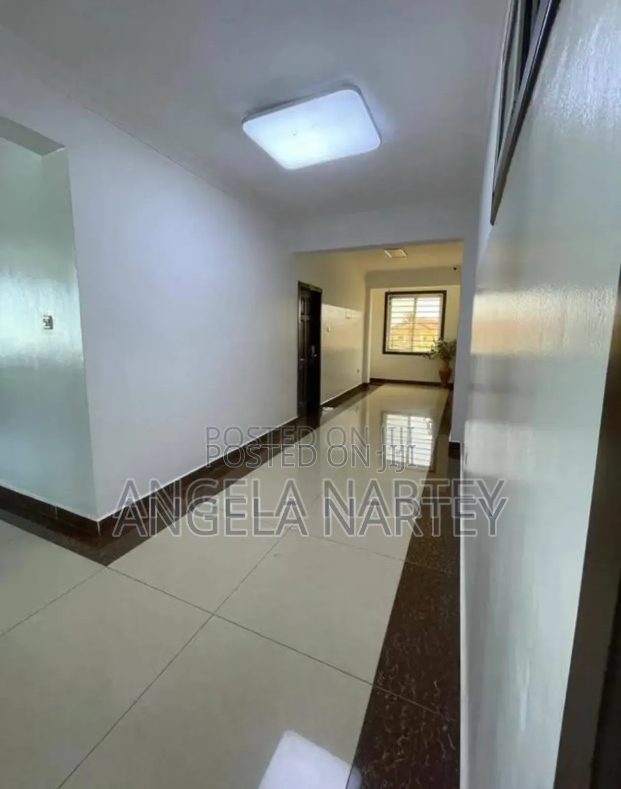 10bdrm House in Community 20 Spintex for sale
