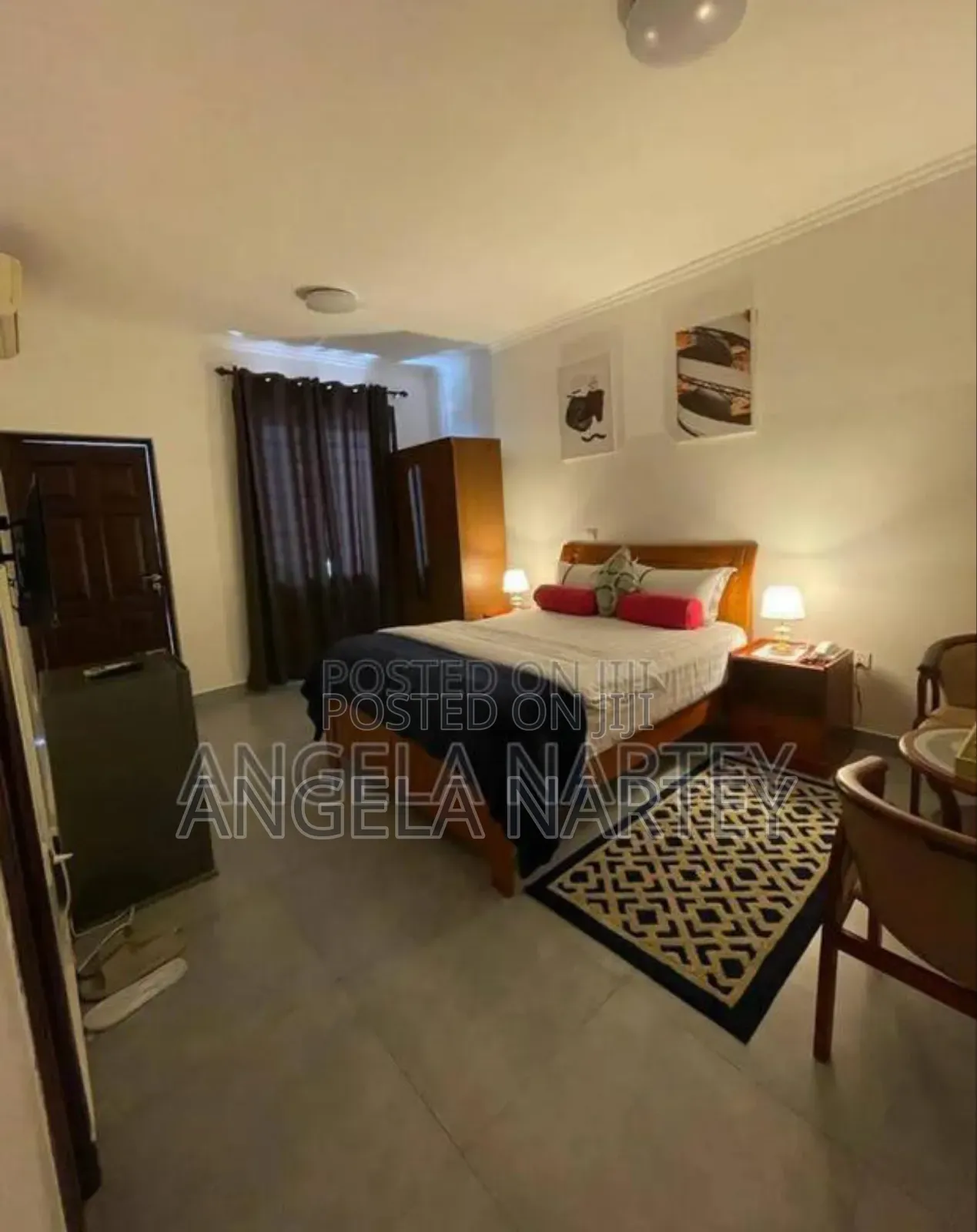 10bdrm House in Community 20 Spintex for sale