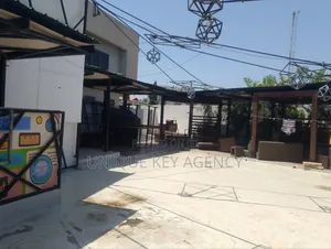 Restaurant Space to in Osu for Rent
