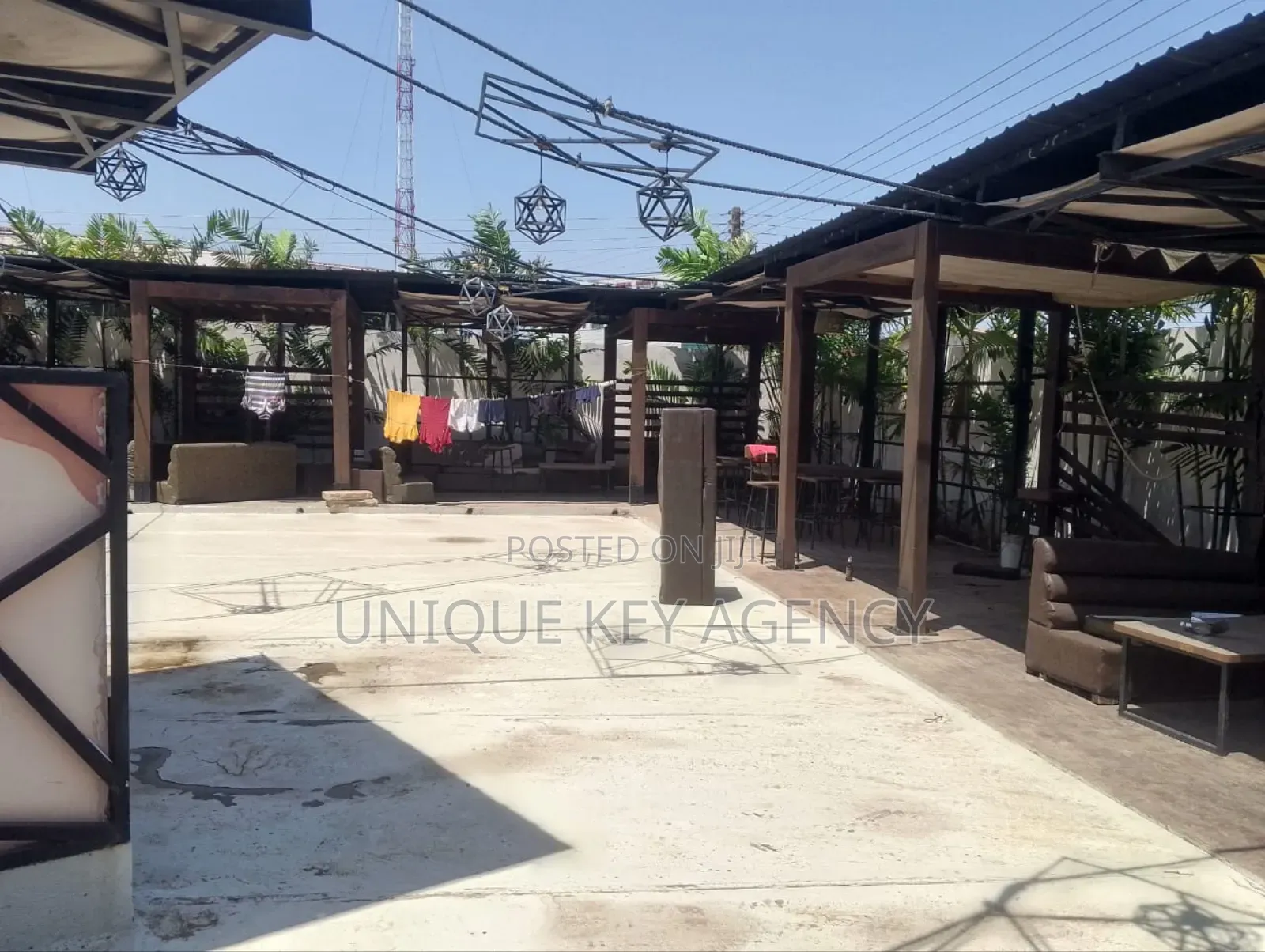 Restaurant Space to in Osu for Rent