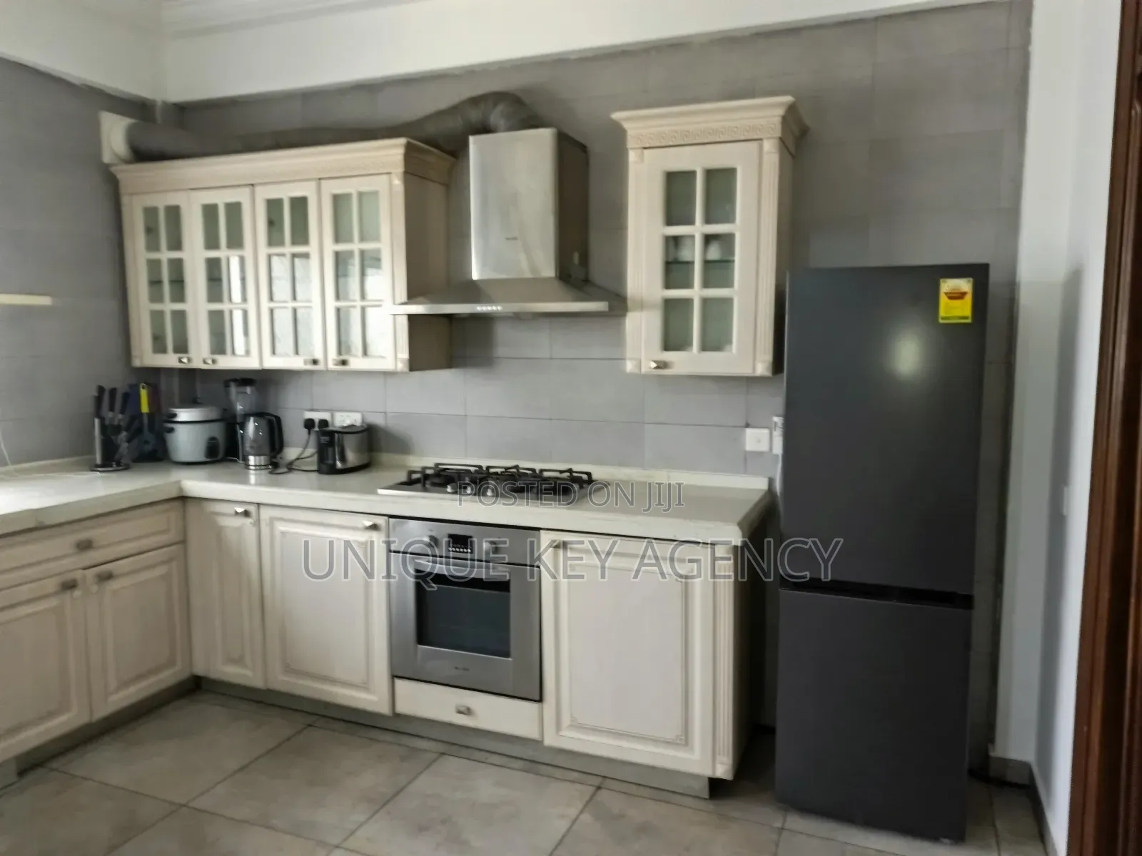 Furnished 3bdrm Apartment for rent