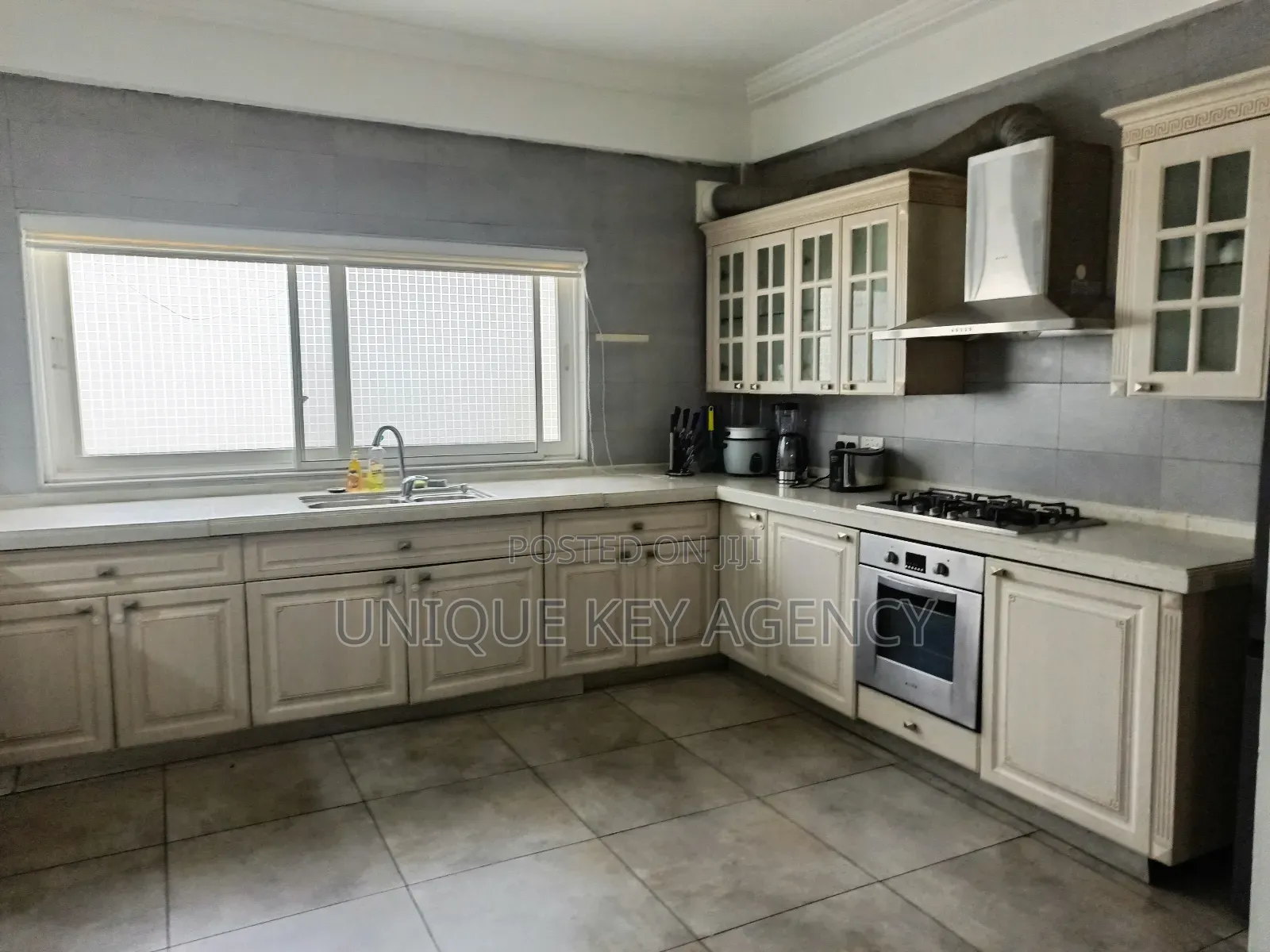 Furnished 3bdrm Apartment for rent
