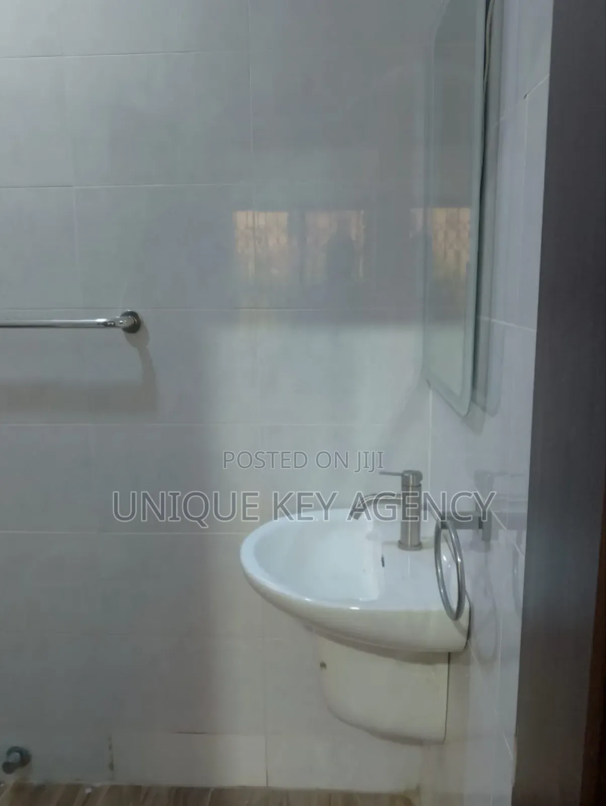 2bdrm Apartment in Unique Key Agency, Tseaddo for rent