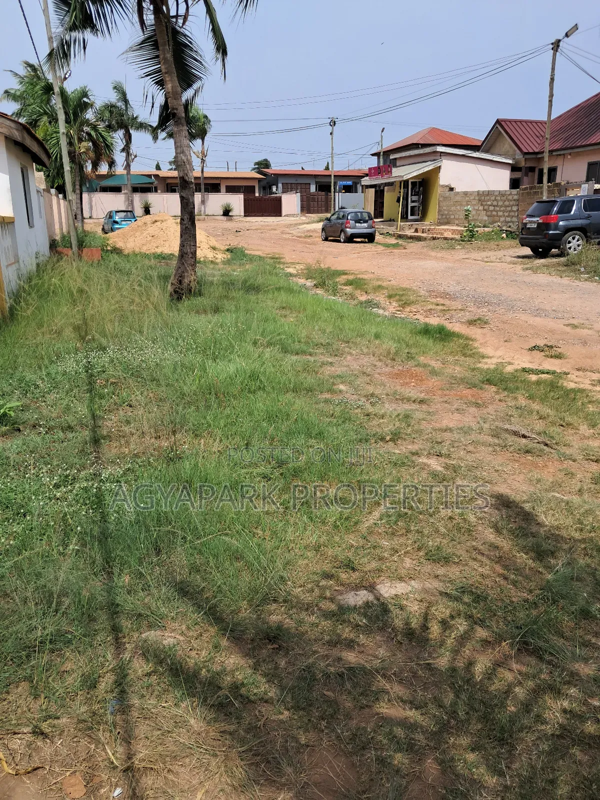 4bdrm House in Adenta, Housing Down for sale