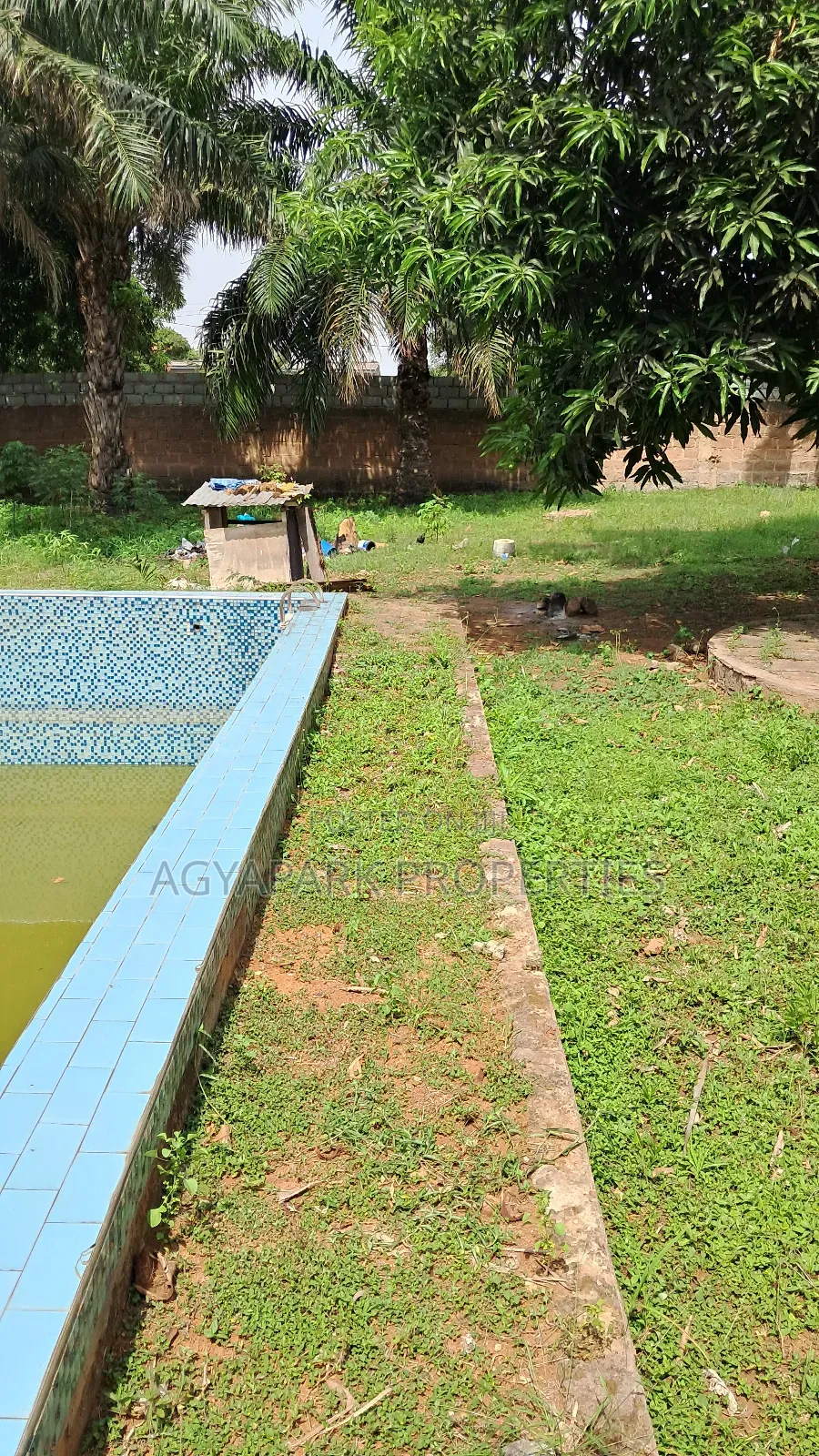4bdrm House in Adenta, Housing Down for sale