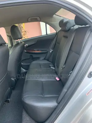 Toyota Corolla Altis 2013 Silver