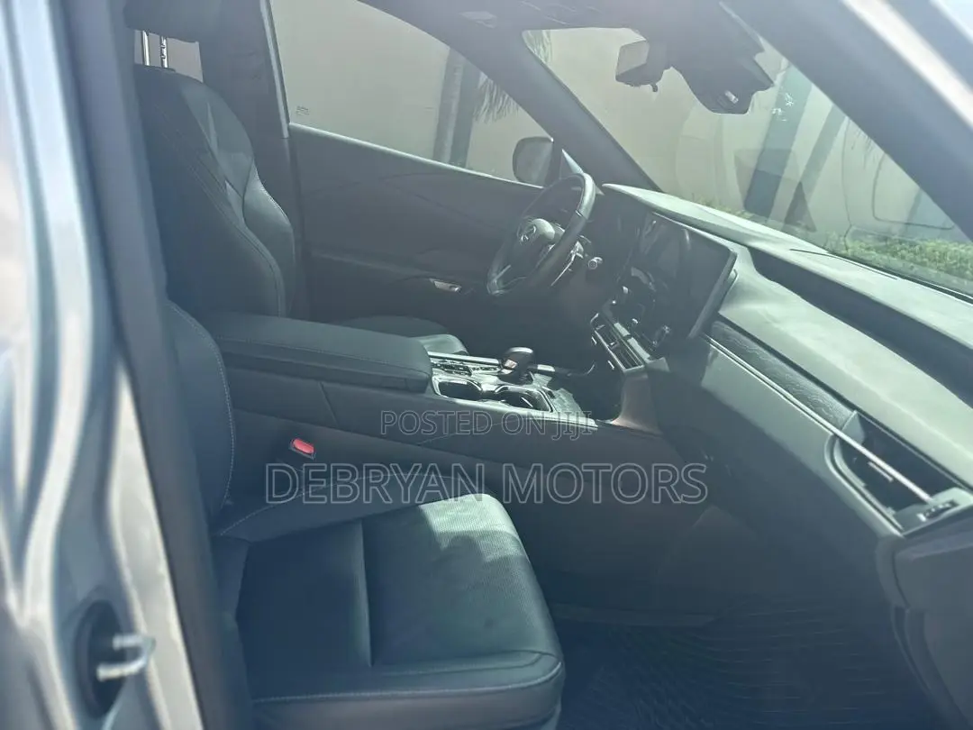 Lexus RX 350 2023 Silver