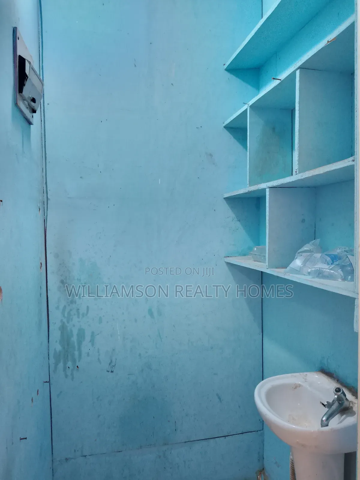1bdrm Apartment in Coastal Estate Area, Spintex for rent