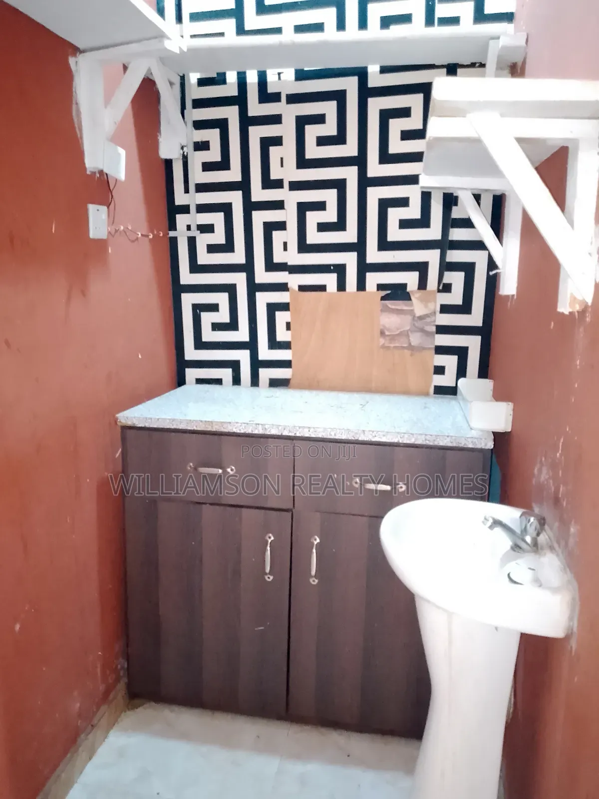 1bdrm Apartment in Coastal Estate Area, Spintex for rent