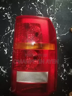 Tail Light Lamp Land Rover Disc 3
