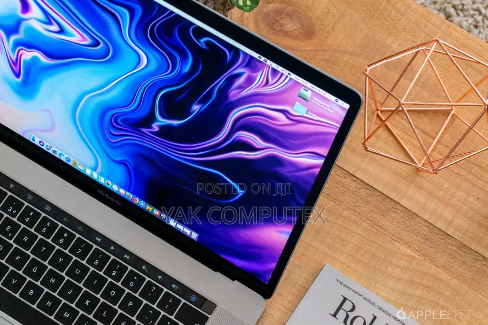 Laptop Apple MacBook Pro 2018 32GB Intel Core I7 SSD 512GB