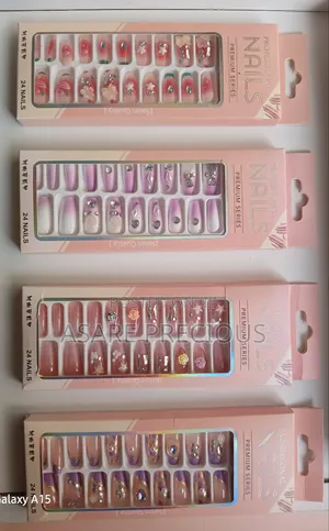 Short Fake Nails