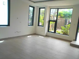2bdrm Townhouse / Terrace in Tseaddo, Accra Metropolitan for rent