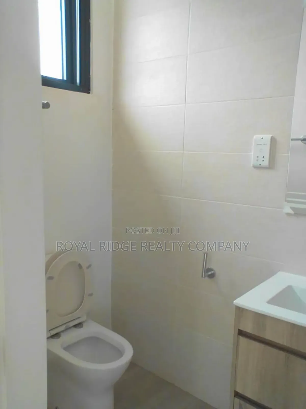 2bdrm Townhouse / Terrace in Tseaddo, Accra Metropolitan for rent