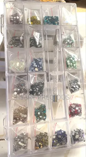 Diamond Nails Gem