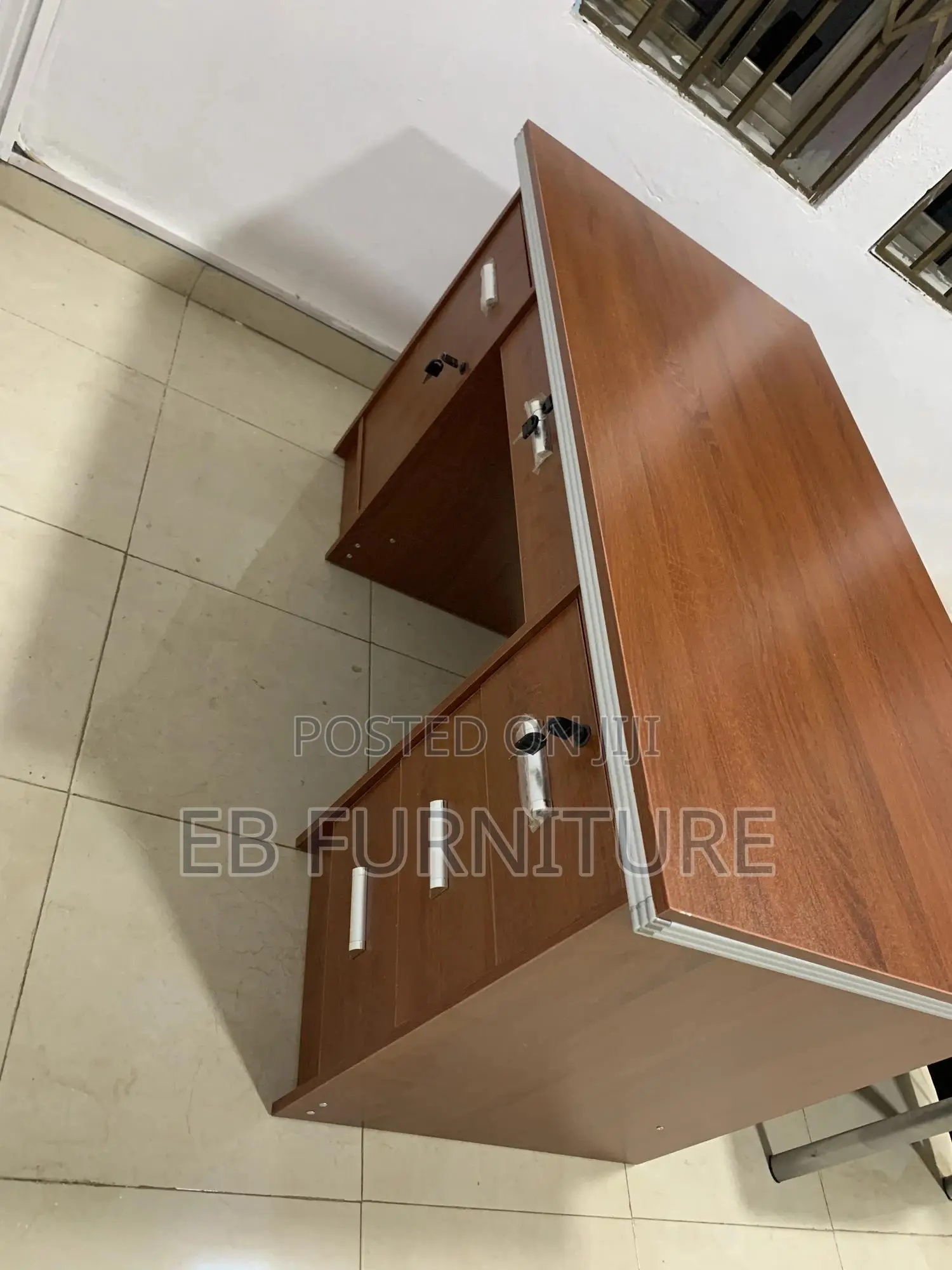 Office Desk