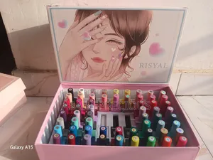 Rasiyal Nails  Gel