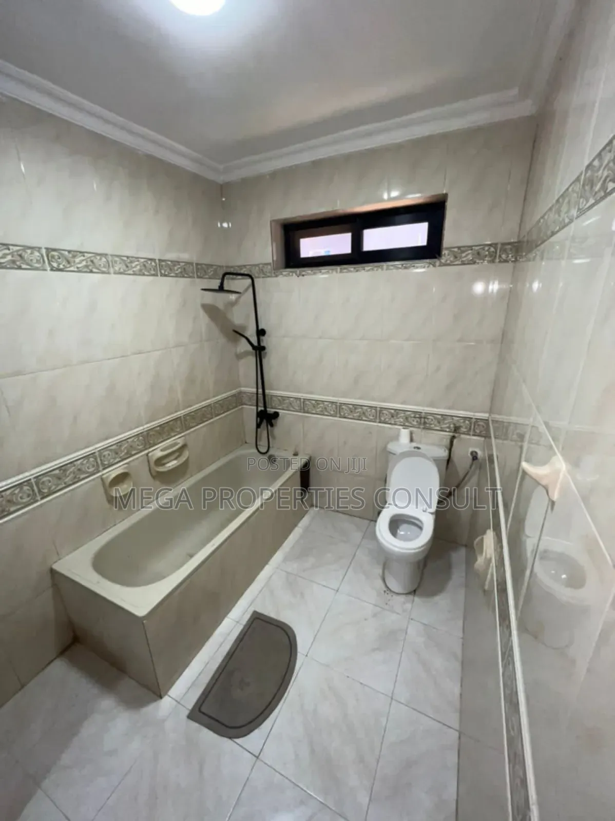 5bdrm House in Osu for rent