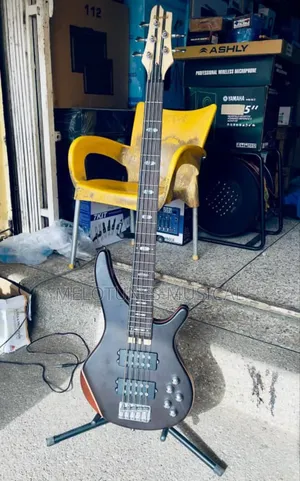 Photo - Ibanez Gio Active 5-String Bass Guitar