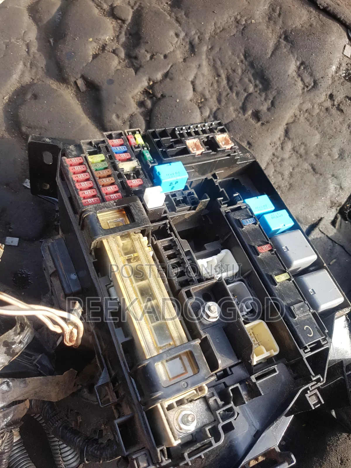 Corolla 2012 Fuse Box Wires
